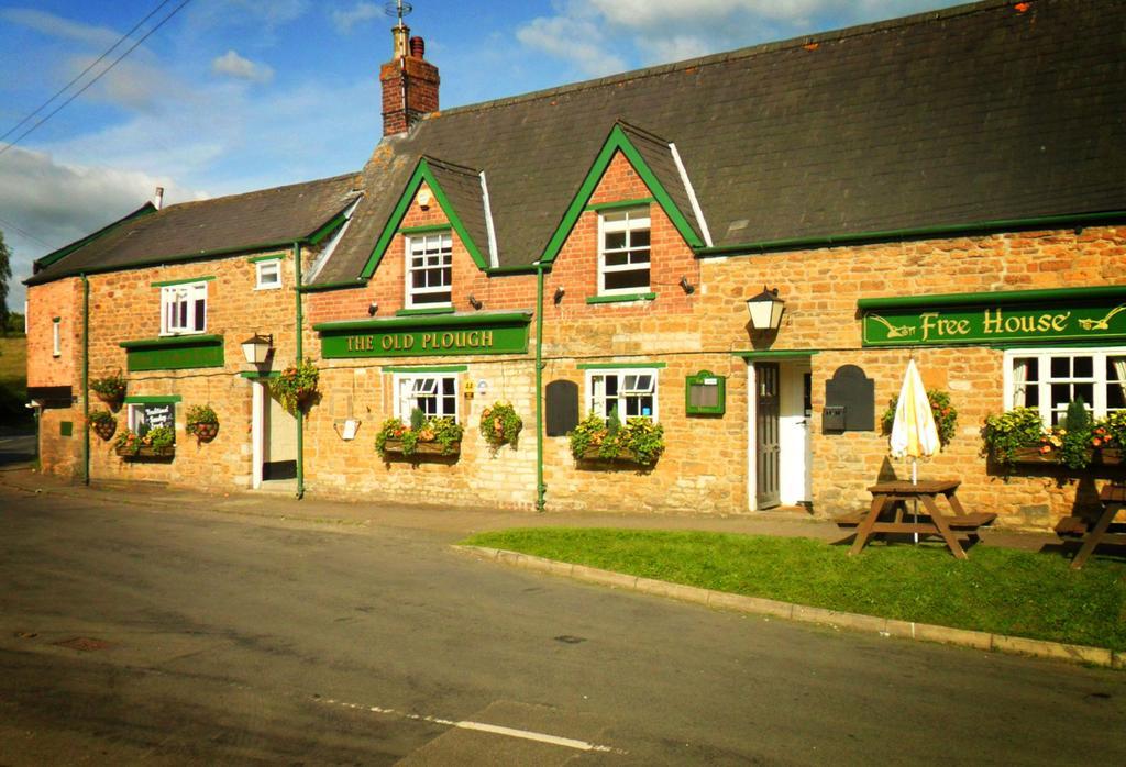 奥克姆 The Old Plough酒店 外观 照片